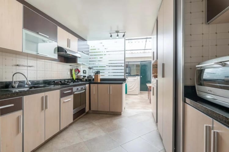 Casa de 5 alcobas en venta en Cedritos, Bogotá, 203 m² · foto 7 de 16