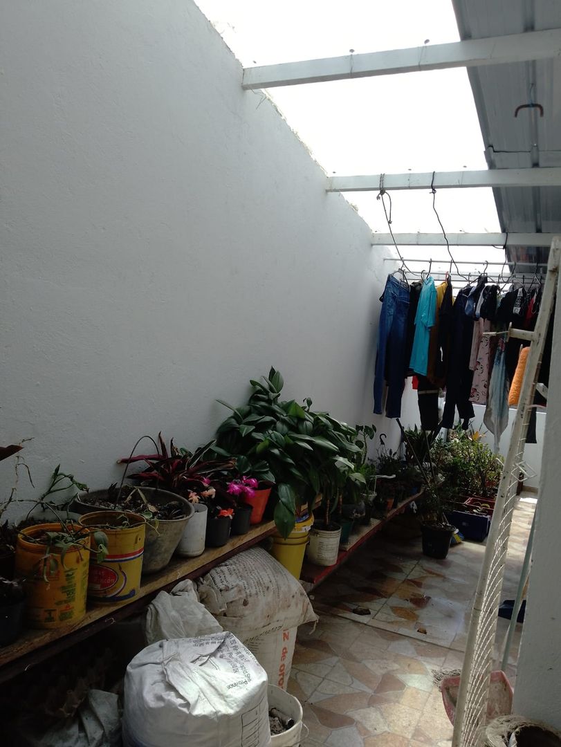 Casa en venta en Lago De Suba, Bogotá · foto 8 de 16
