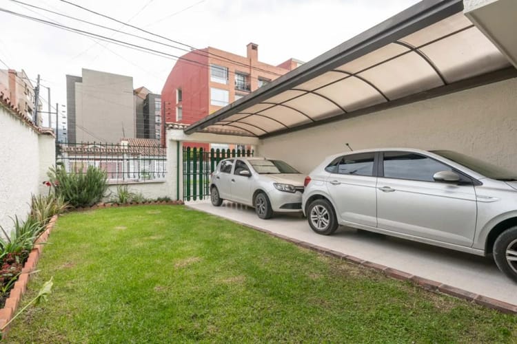 Casa de 5 alcobas en venta en Cedritos, Bogotá, 203 m² · foto 16 de 16