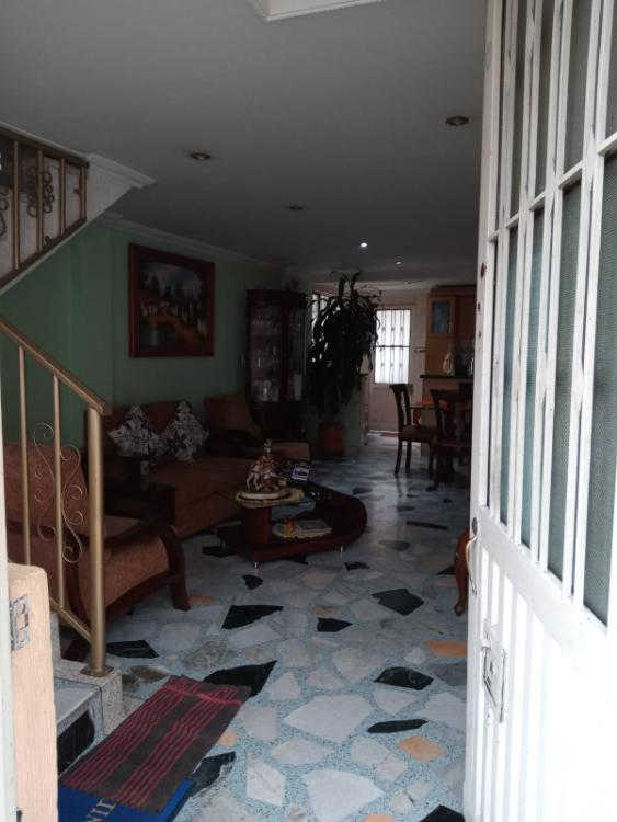 Casa en venta en Santander Sur, Bogotá · foto 3 de 13