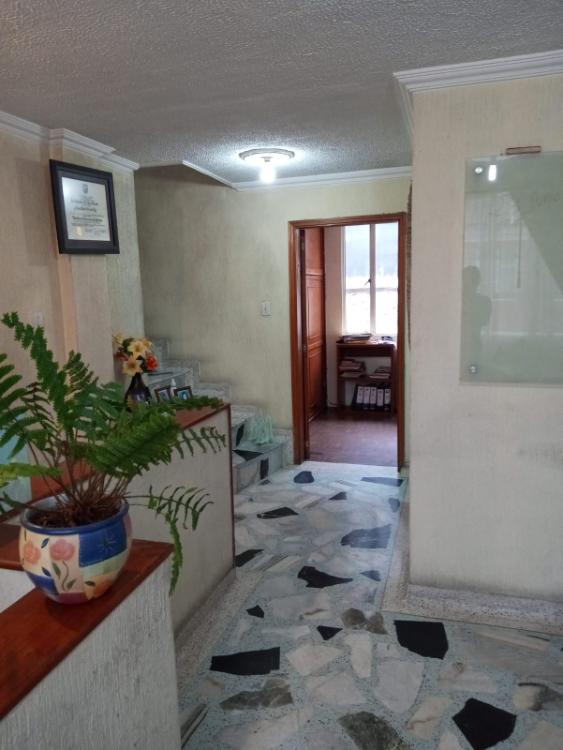 Casa en venta en Santander Sur, Bogotá · foto 8 de 13