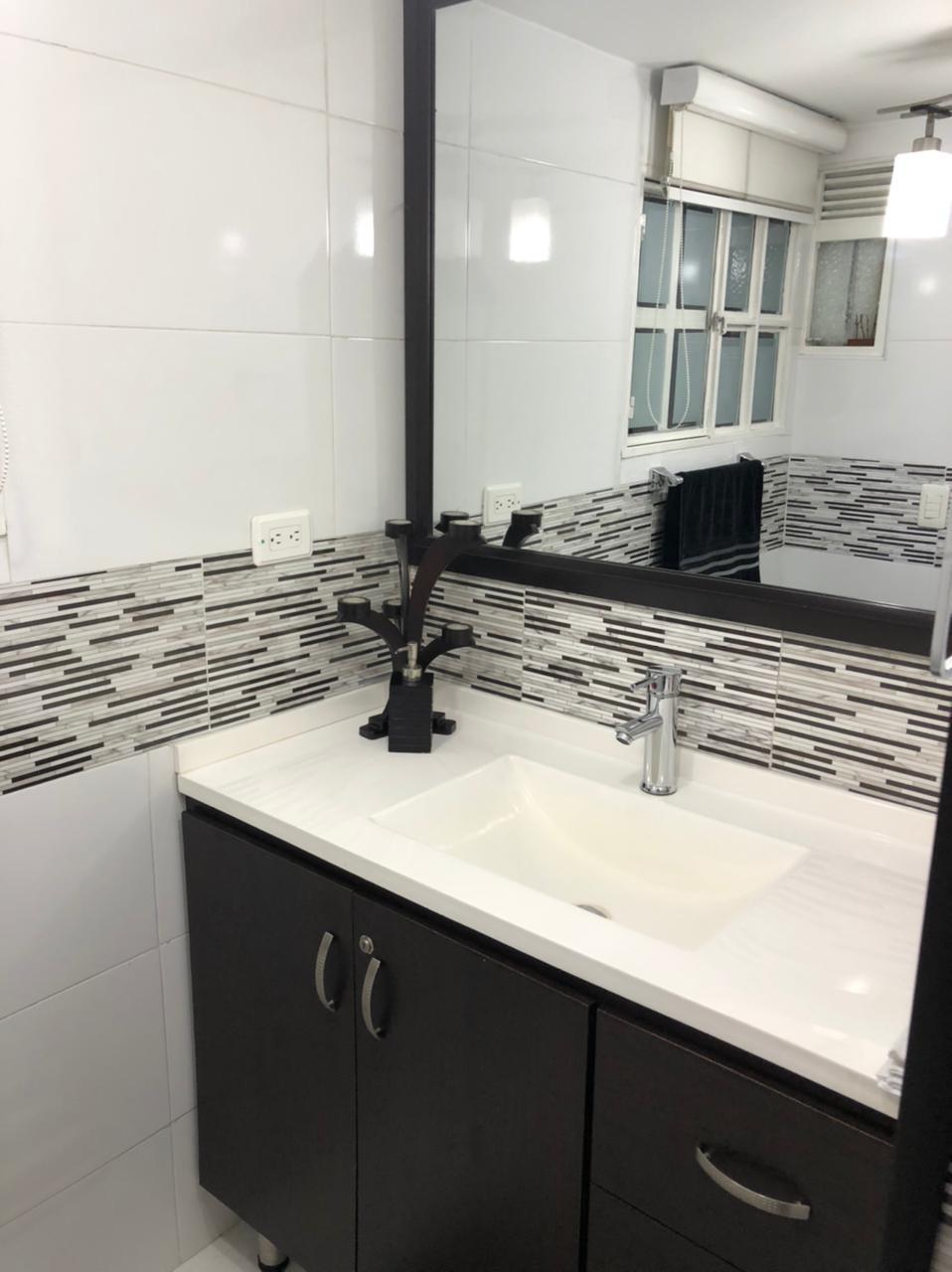 Casa en venta en Fontibon, Bogotá · foto 6 de 24