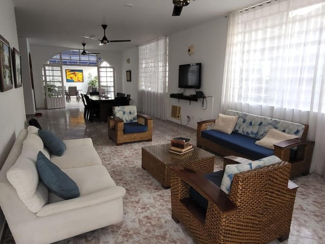 Casa de 5 alcobas en venta en Girardot, Ricaurte, 385 m² · foto 2 de 22