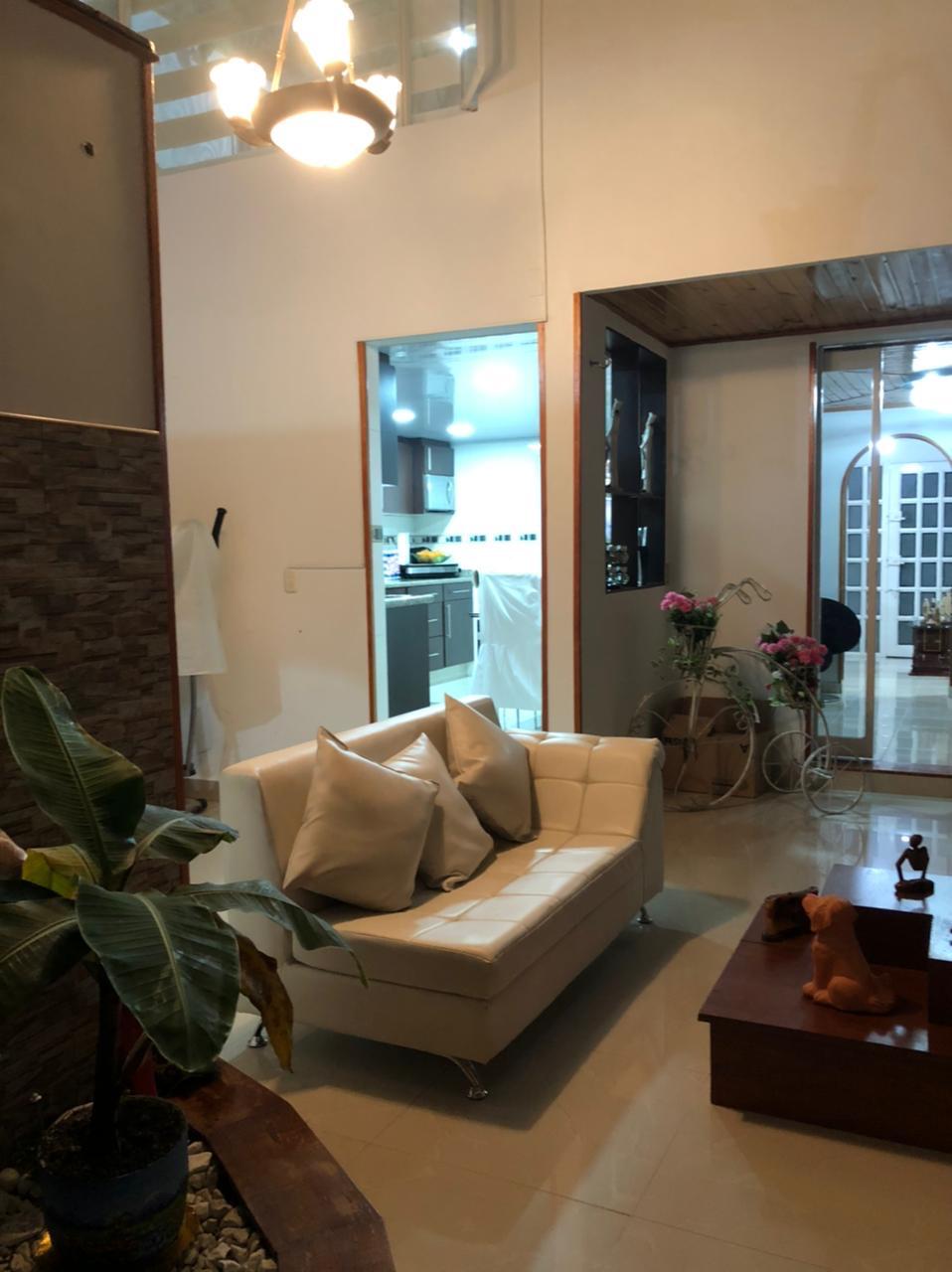 Casa en venta en Fontibon, Bogotá · foto 10 de 24