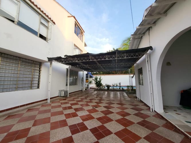 Casa de 5 alcobas en venta en Girardot, Ricaurte, 385 m² · foto 7 de 22
