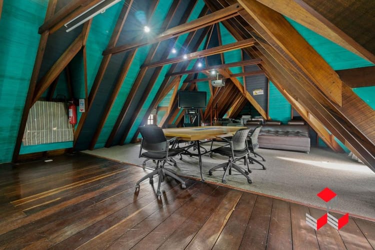 Casa de 6 alcobas en venta en La Magdalena, Bogotá, 960 m² · foto 4 de 16