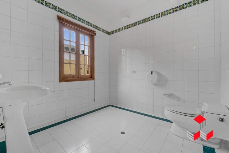 Casa de 6 alcobas en venta en La Magdalena, Bogotá, 960 m² · foto 5 de 16