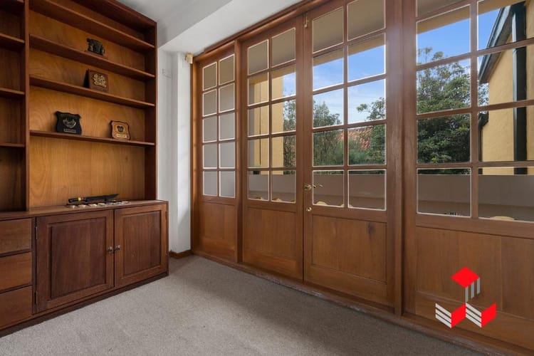 Casa de 6 alcobas en venta en La Magdalena, Bogotá, 960 m² · foto 9 de 16