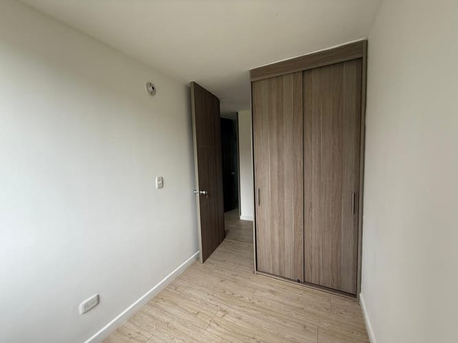Apartamento de 3 alcobas en venta en La Prosperidad, Madrid, 52 m² · foto 6 de 17