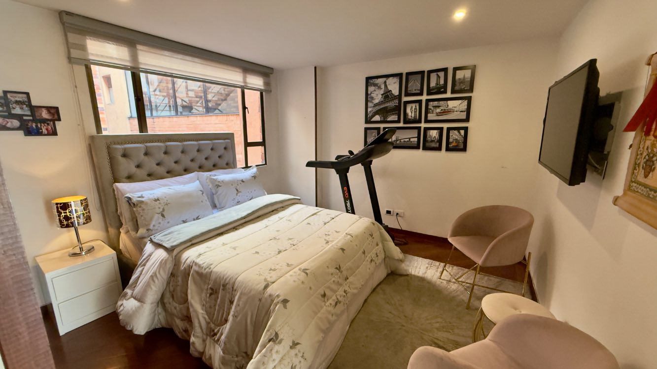 Apartamento en venta en Chicó Navarra, Bogotá · foto 16 de 24