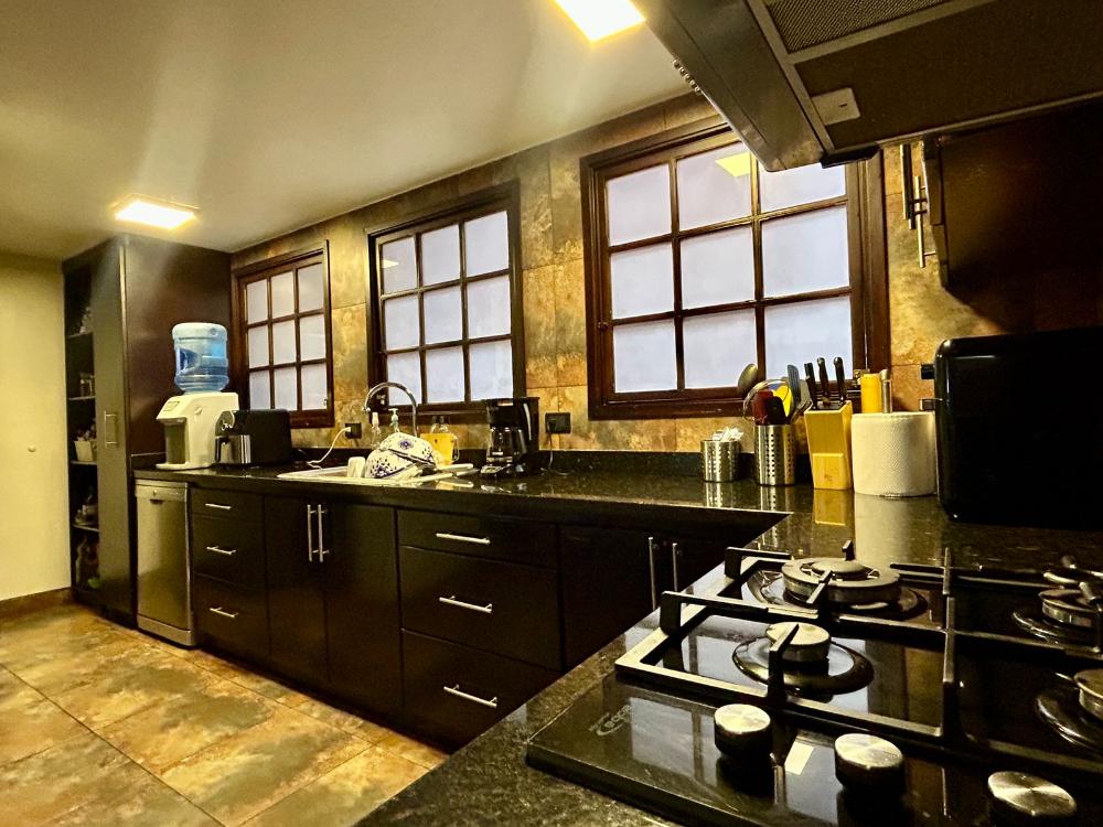 Casa en venta en Chicó Navarra, Bogotá · foto 12 de 24