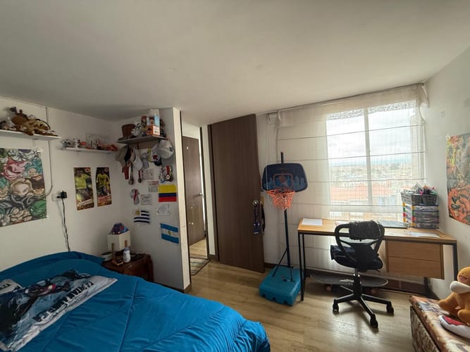 Apartamento de 4 alcobas en venta en Puertas De Alcala, Madrid, 107 m² · foto 5 de 24