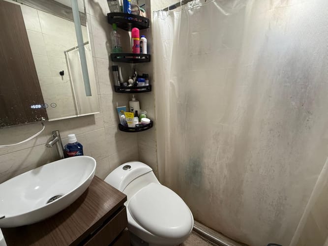 Apartamento de 4 alcobas en venta en Puertas De Alcala, Madrid, 107 m² · foto 14 de 24