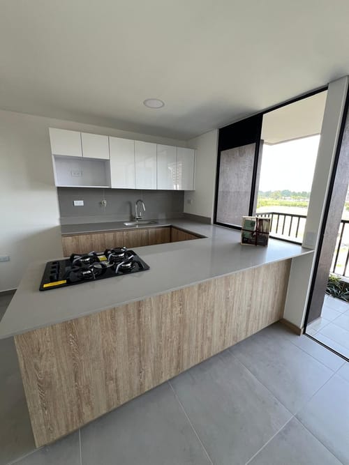 Apartamento de 2 alcobas en venta en Rionegro, 65 m² · foto 3 de 12