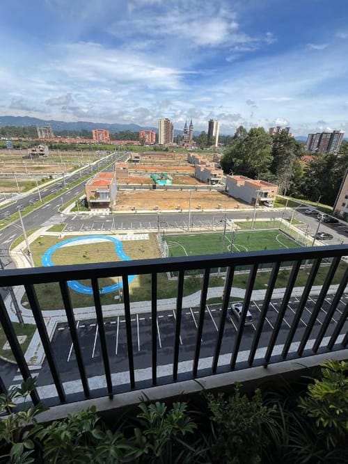 Apartamento de 2 alcobas en venta en Rionegro, 65 m² · foto 10 de 12
