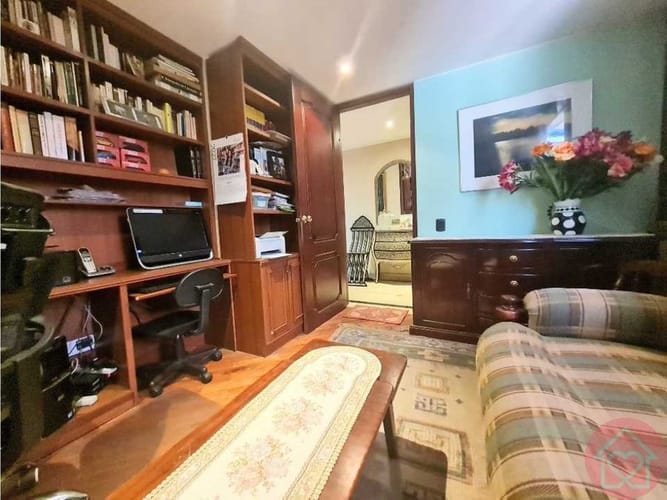 Apartamento de 4 alcobas en venta en Chico Norte, Bogotá, 175 m² · foto 4 de 11