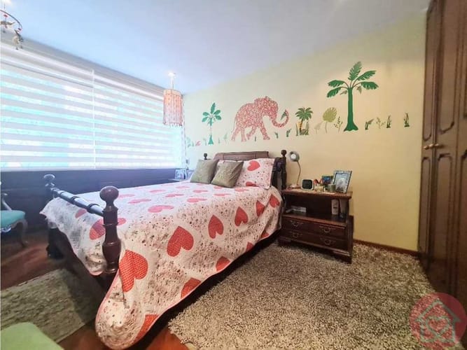 Apartamento de 4 alcobas en venta en Chico Norte, Bogotá, 175 m² · foto 8 de 11