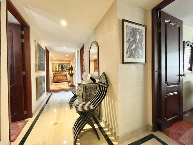 Apartamento de 4 alcobas en venta en Chico Norte, Bogotá, 175 m² · foto 9 de 11