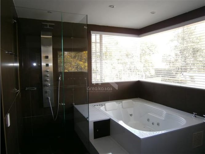 Casa de 4 alcobas en venta en Lagos De Torca, Bogotá, 440 m² · foto 5 de 10