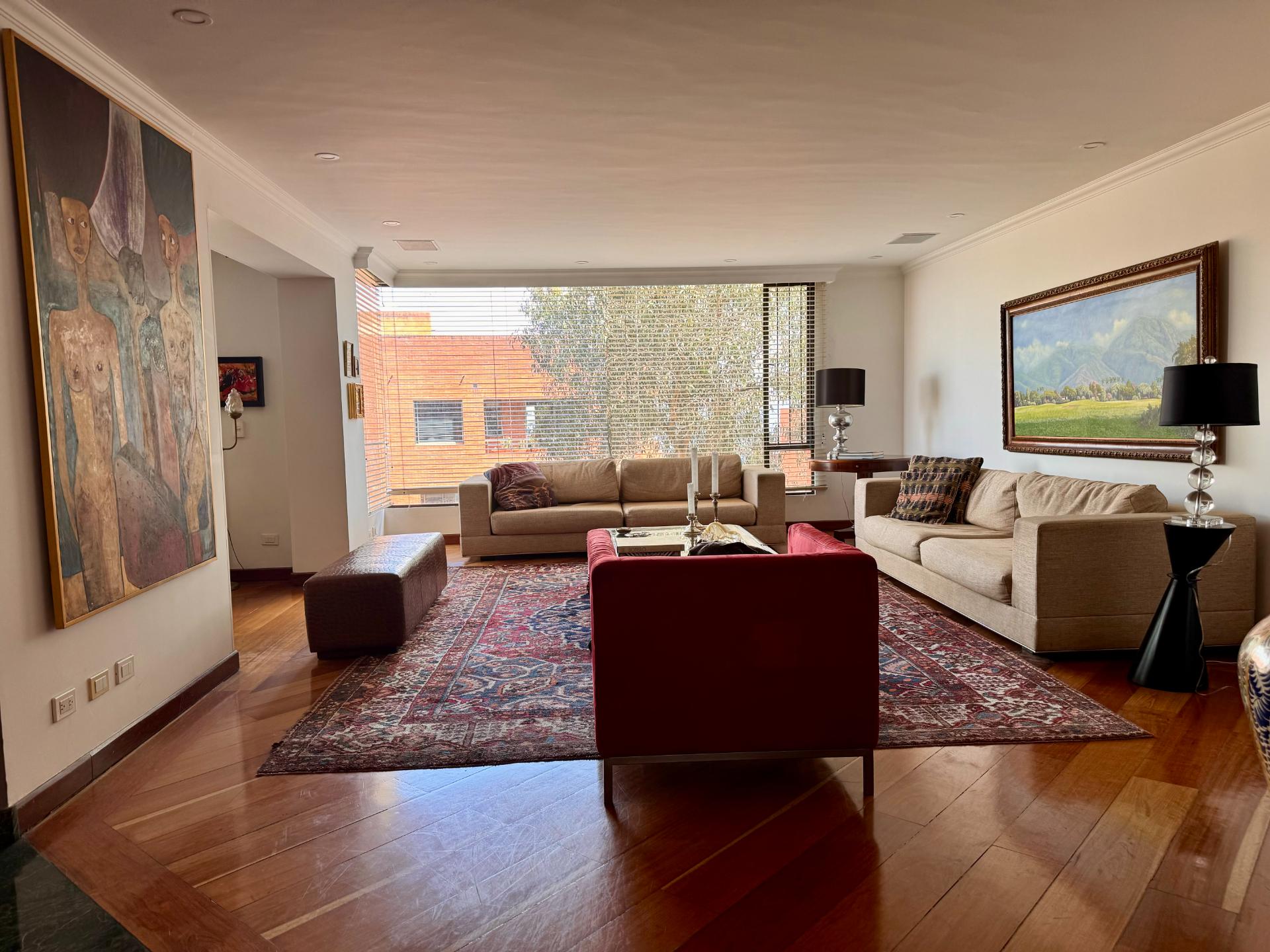 Apartamento en venta en Chapinero, Bogotá · foto 2 de 11