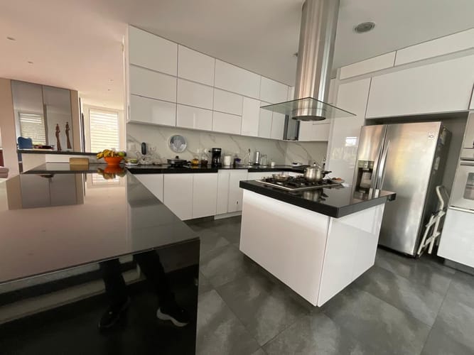 Casa de 4 alcobas en venta en Pueblo Viejo, Cota, 290 m² · foto 7 de 24