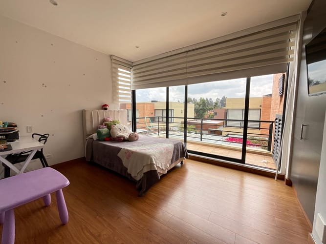 Casa de 4 alcobas en venta en Pueblo Viejo, Cota, 290 m² · foto 20 de 24