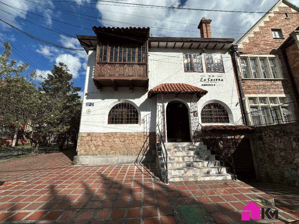 Casa en venta en La Soledad, Bogotá · foto 1 de 24