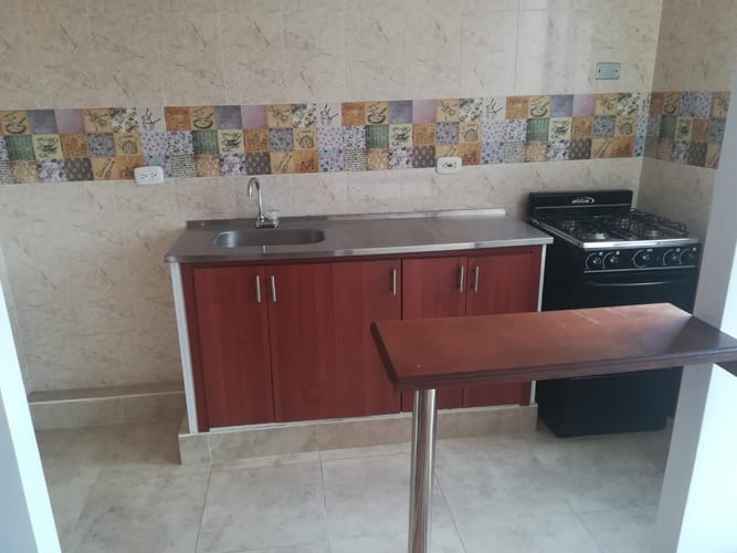 Apartamento de 3 alcobas en venta en San Pedro, Madrid, 49 m² · foto 3 de 7