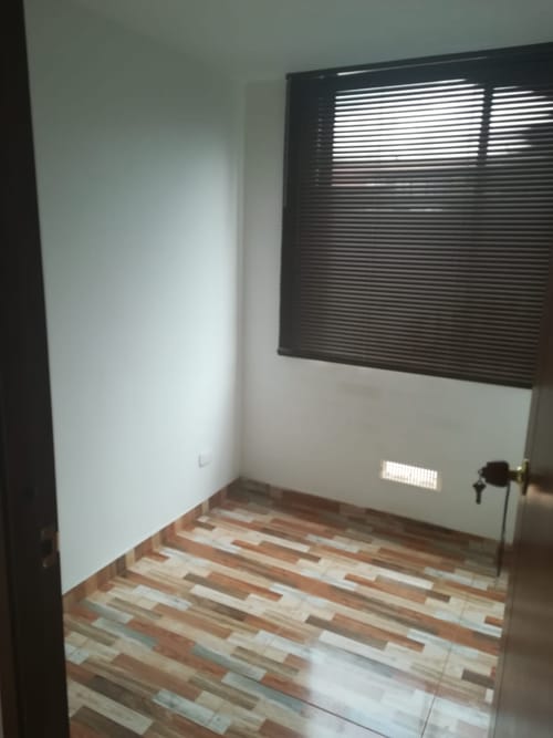 Apartamento de 3 alcobas en venta en San Pedro, Madrid, 49 m² · foto 6 de 7