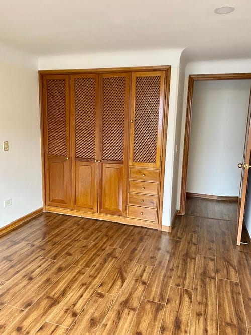Apartamento de 3 alcobas en venta en Santa Barbara, Bogotá, 240 m² · foto 17 de 21