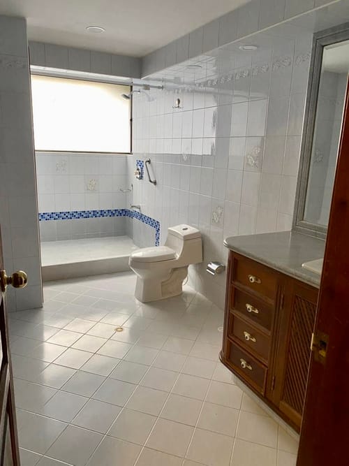 Apartamento de 3 alcobas en venta en Santa Barbara, Bogotá, 240 m² · foto 21 de 21
