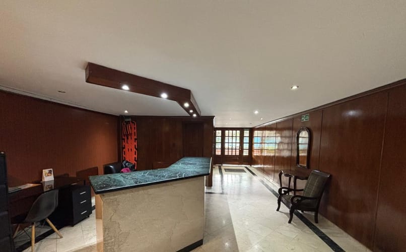 Apartamento de 3 alcobas en venta en Chico Norte, Bogotá, 125 m² · foto 2 de 13