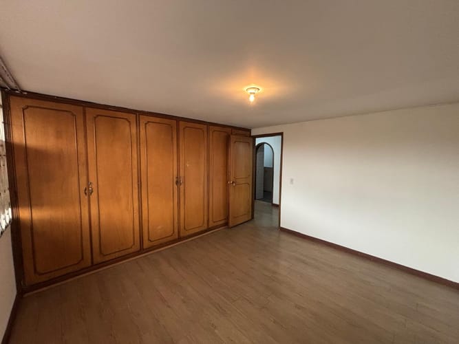 Apartamento de 3 alcobas en venta en Chico Norte, Bogotá, 125 m² · foto 7 de 13