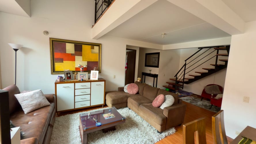 Apartamento de 3 alcobas en venta en Colina Campestre, Bogotá, 141 m² · foto 3 de 23