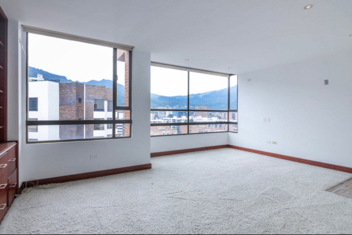 Apartamento en venta en Santa Barbara, Bogotá · foto 23 de 24