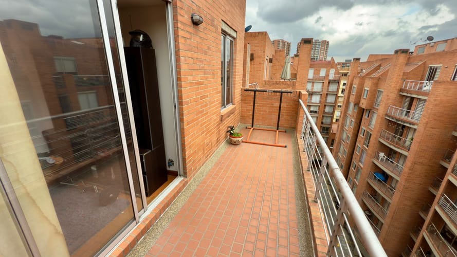 Apartamento de 3 alcobas en venta en Colina Campestre, Bogotá, 141 m² · foto 14 de 23