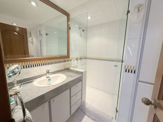 Apartamento de 3 alcobas en venta en Barrios Unidos, Bogotá, 220 m² · foto 18 de 24