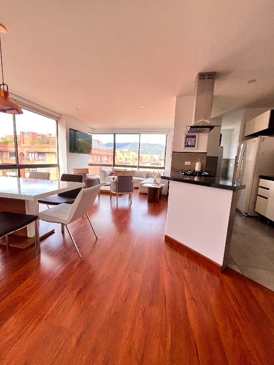 Apartamento en venta en Chicó Navarra, Bogotá · foto 6 de 24