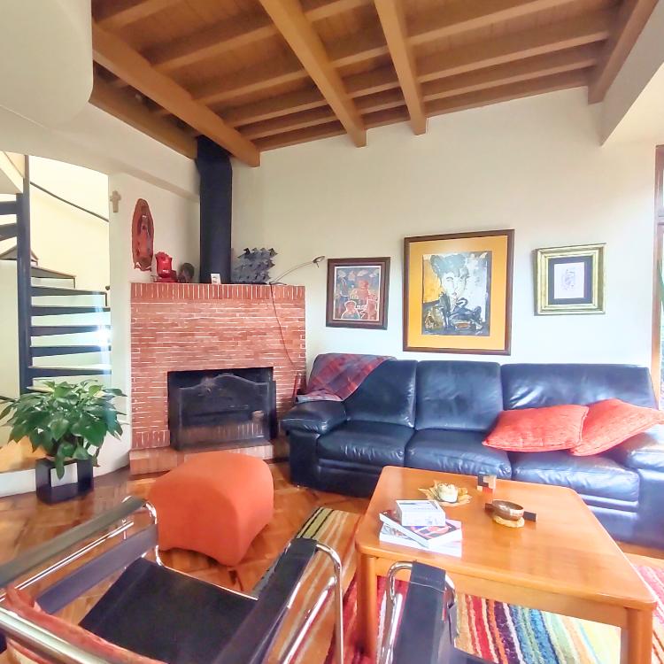 Casa en venta en El Contador, Bogotá · foto 2 de 22