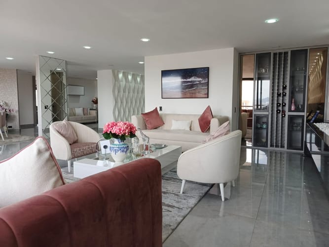 Apartamento de 5 alcobas en venta en La Calleja, Bogotá, 245 m² · foto 4 de 16