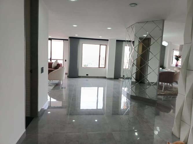 Apartamento de 5 alcobas en venta en La Calleja, Bogotá, 245 m² · foto 8 de 16