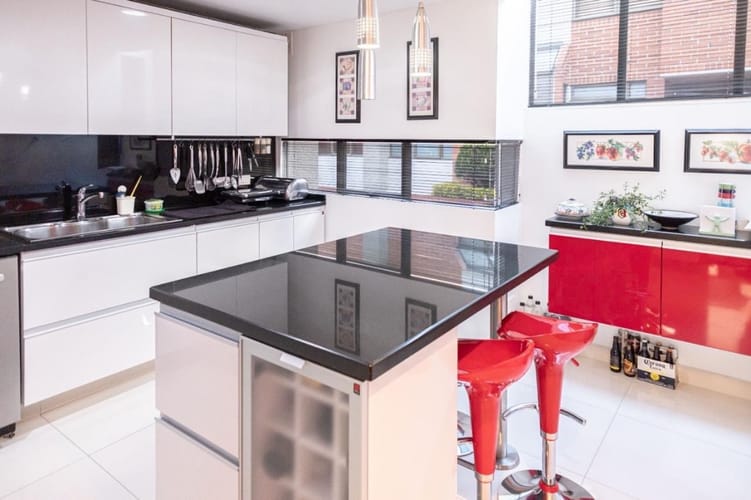 Casa de 4 alcobas en venta en Bosques Del Marques, Bogotá, 280 m² · foto 7 de 13