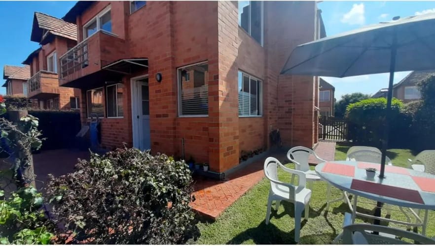 Casa de 3 alcobas en venta en Bojaca, Chía, 270 m² · foto 21 de 24