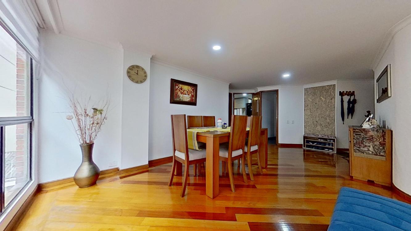 Apartamento en venta en Santa Barbara, Bogotá · foto 2 de 21
