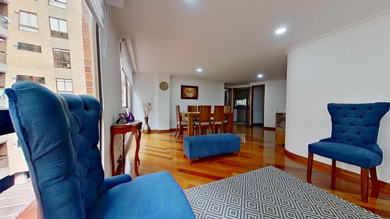 Apartamento en venta en Santa Barbara, Bogotá · foto 4 de 21
