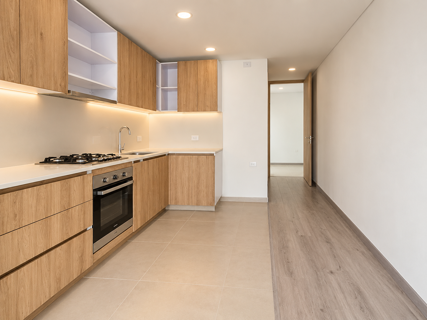Apartamento en venta en Quinta Paredes, Bogotá · foto 2 de 13