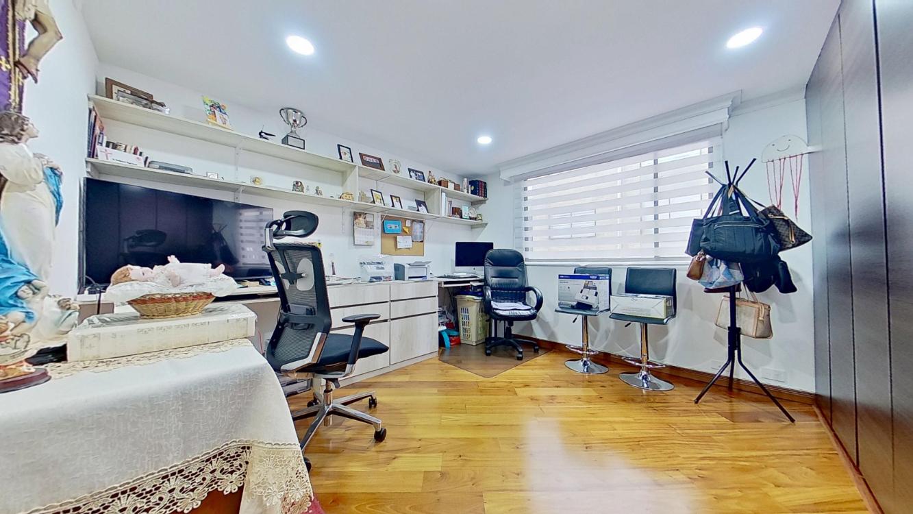 Apartamento en venta en Santa Barbara, Bogotá · foto 16 de 21