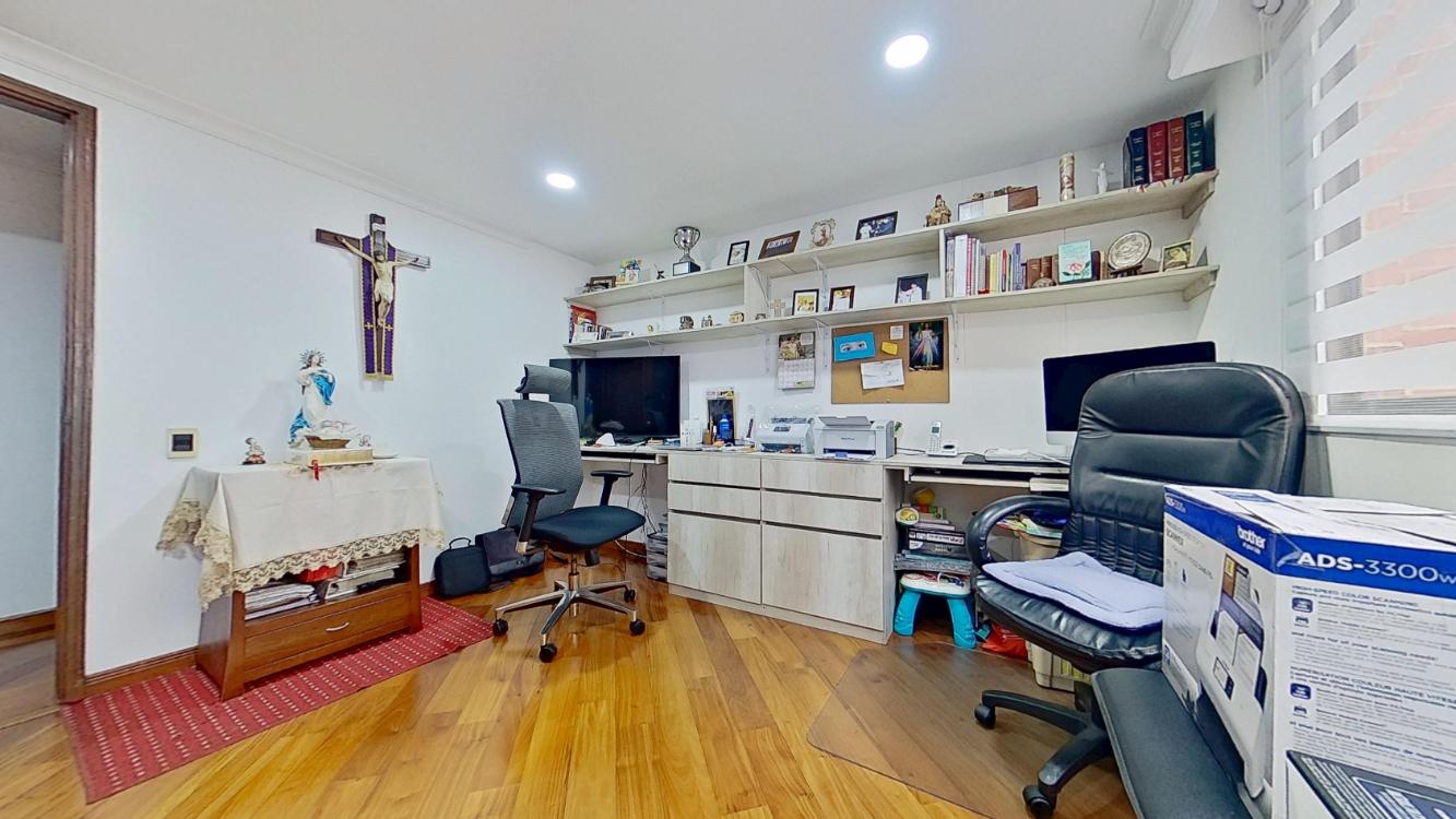 Apartamento en venta en Santa Barbara, Bogotá · foto 17 de 21