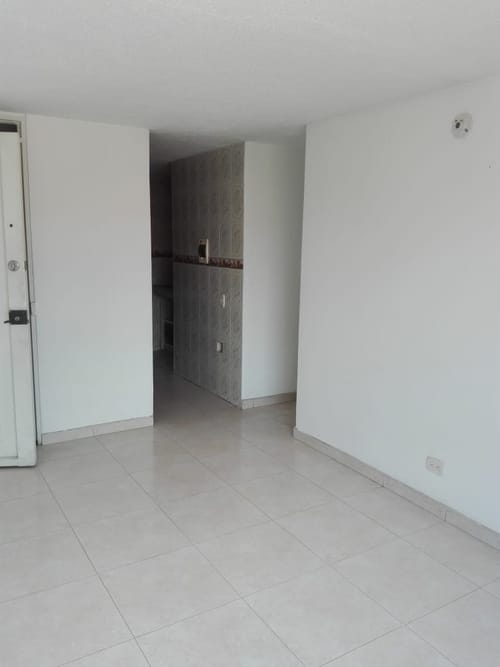 Apartamento de 3 alcobas en venta en Ciudad Verde, Soacha, 50 m² · foto 2 de 13