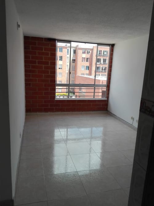Apartamento de 3 alcobas en venta en Ciudad Verde, Soacha, 50 m² · foto 3 de 13